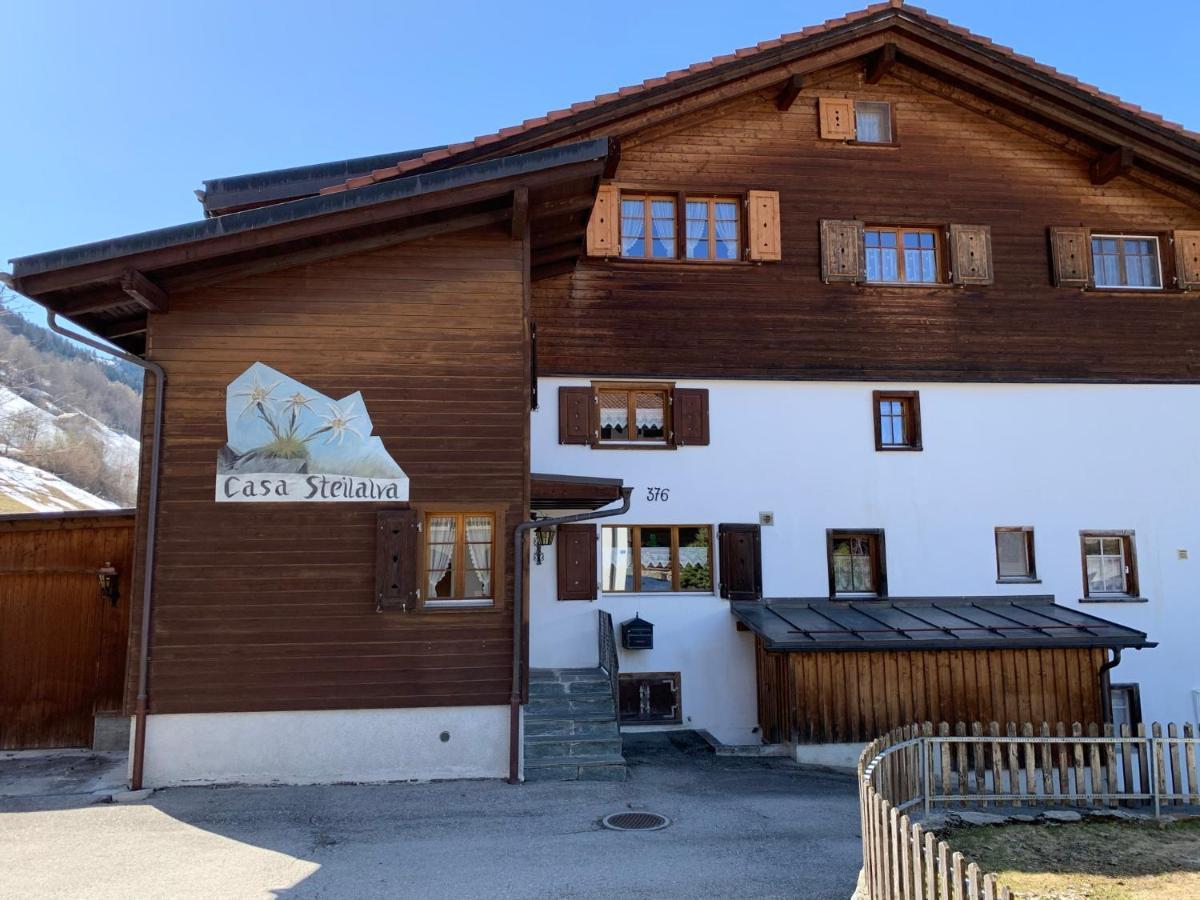 Casa Steilalva - Grosszuegiges Chalet Fuer Erholsamen Familienurlaub Surrein Exterior foto